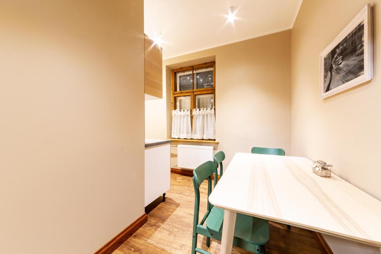 Gourmet Storie'S Ap 68Sqm Renovated Free Parking Riga Exterior foto