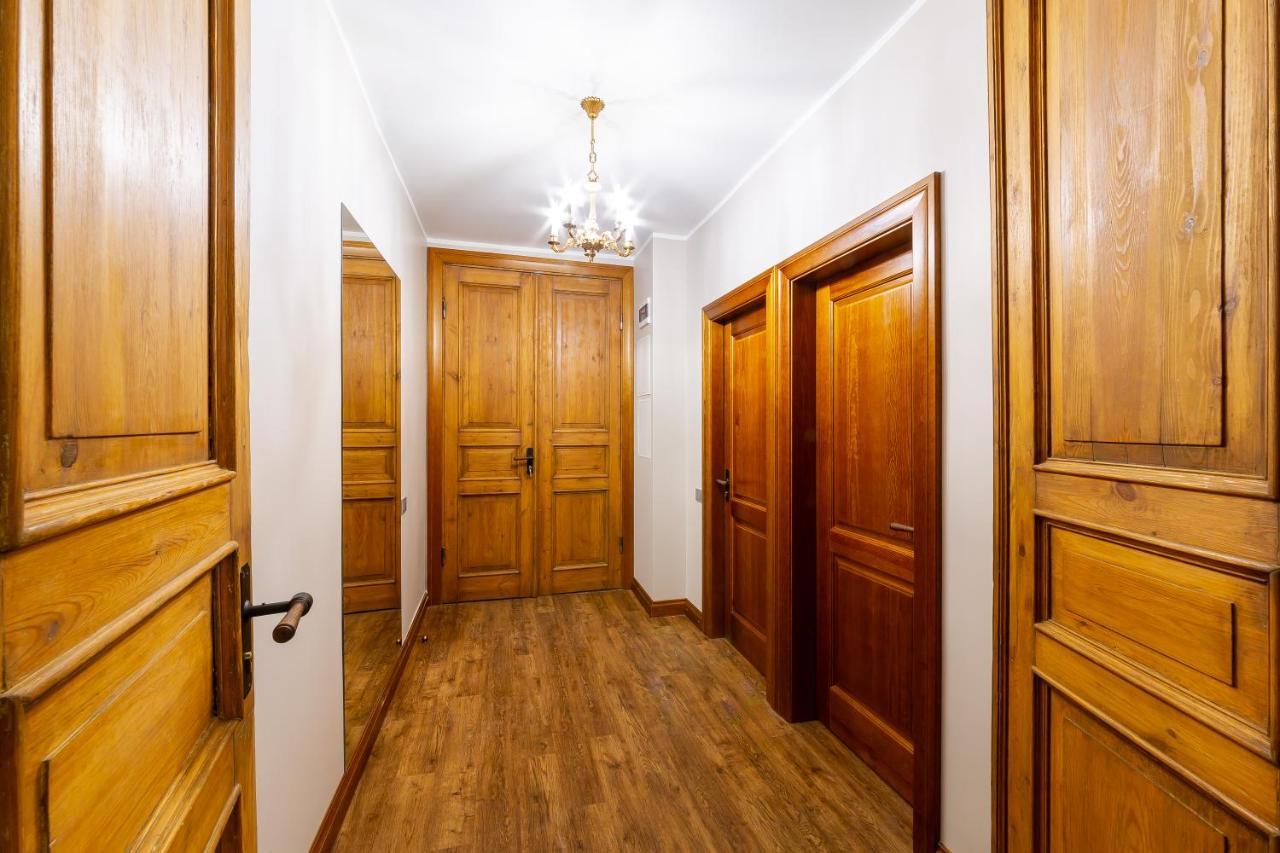 Gourmet Storie'S Ap 68Sqm Renovated Free Parking Riga Exterior foto