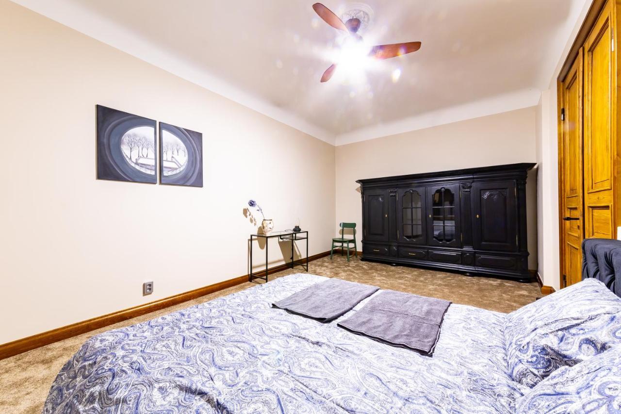 Gourmet Storie'S Ap 68Sqm Renovated Free Parking Riga Exterior foto